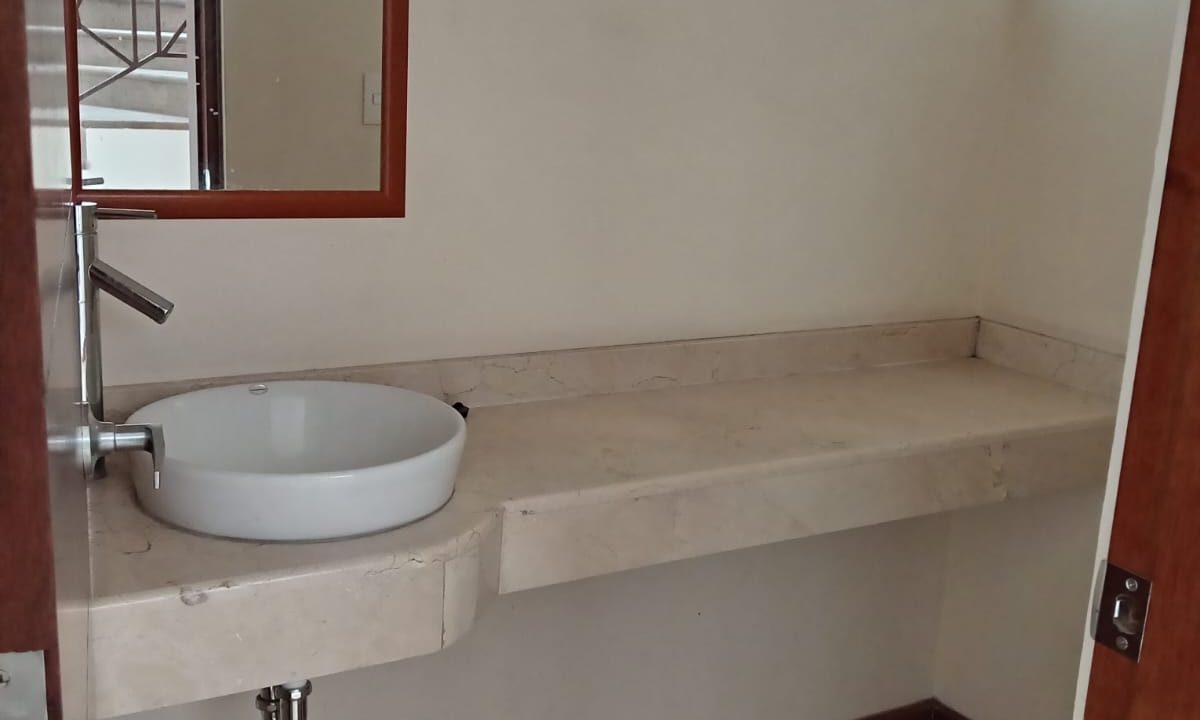medio baño PB