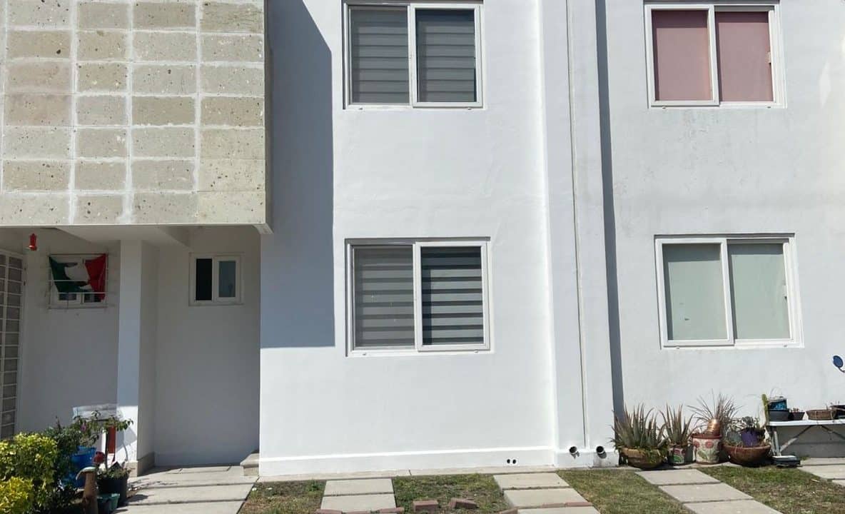 01 Fachada