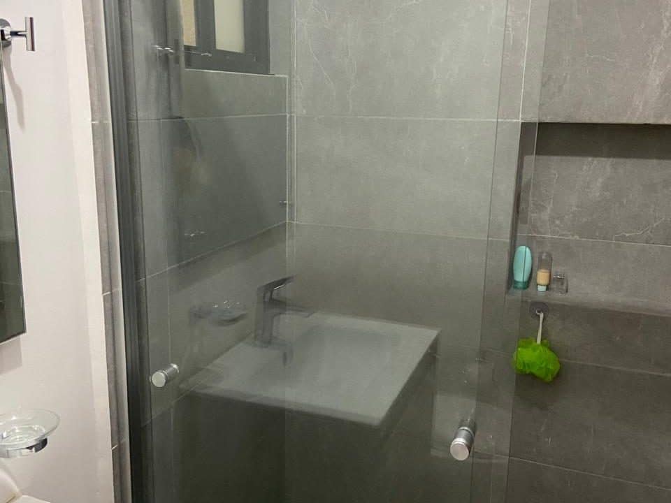 05 - Baño completo recamara principal