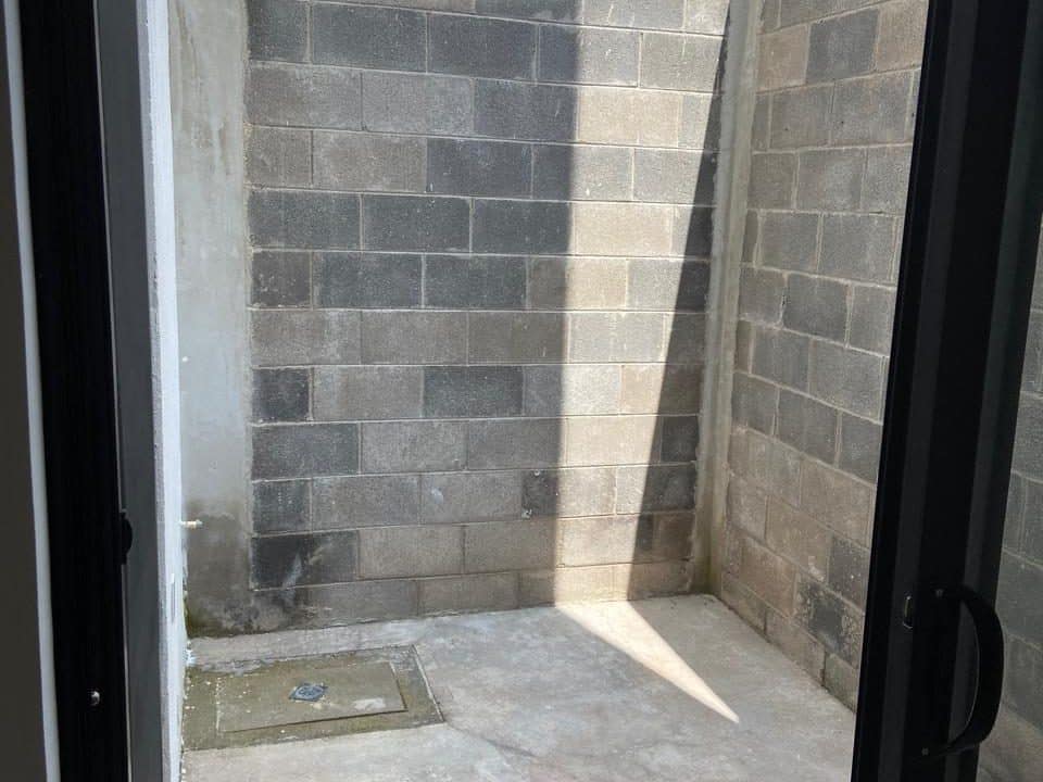 07 - patio de servicio