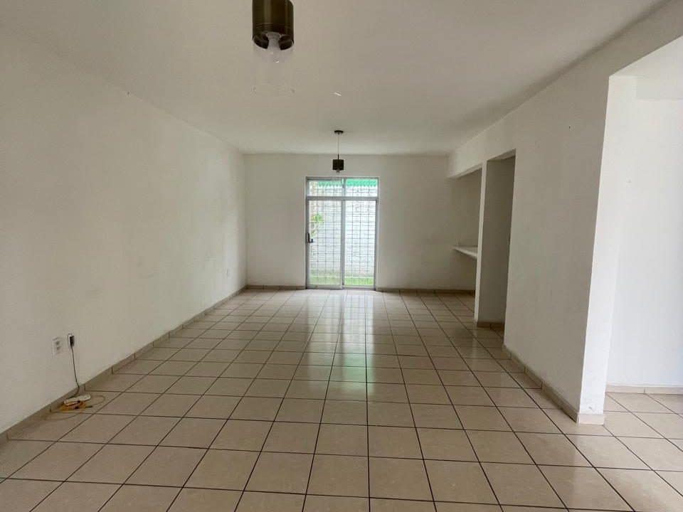 WhatsApp Image 2025-10-10 at 9.47.36 PM (4)