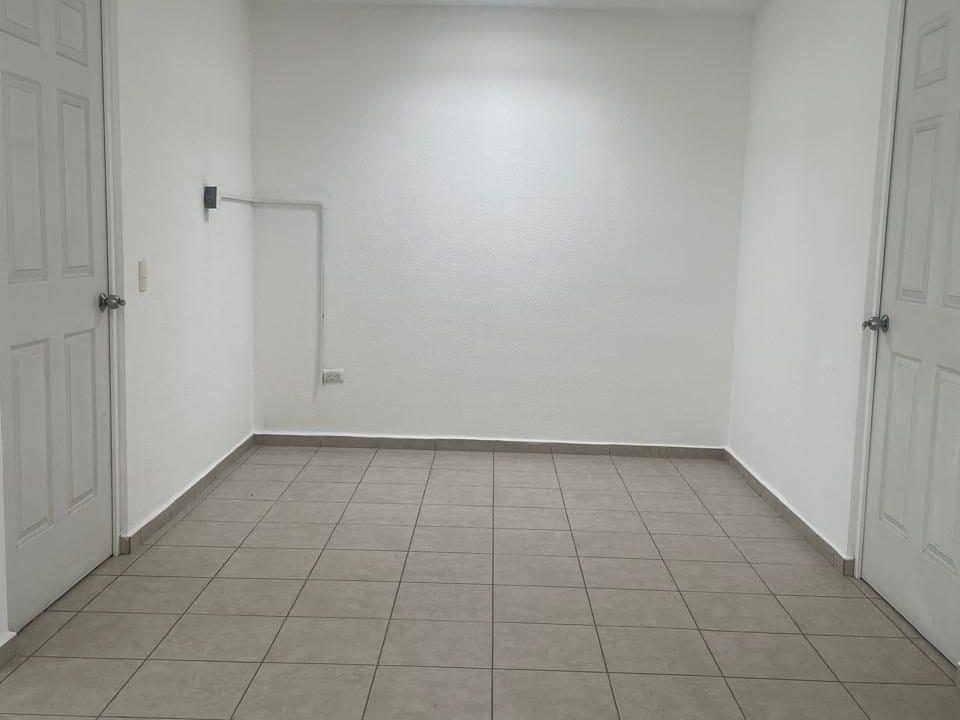 WhatsApp Image 2025-10-10 at 9.51.26 PM (3)