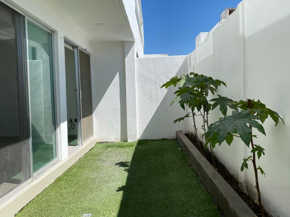 WhatsApp Image 2025-10-30 at 2.41.05 PM (2)