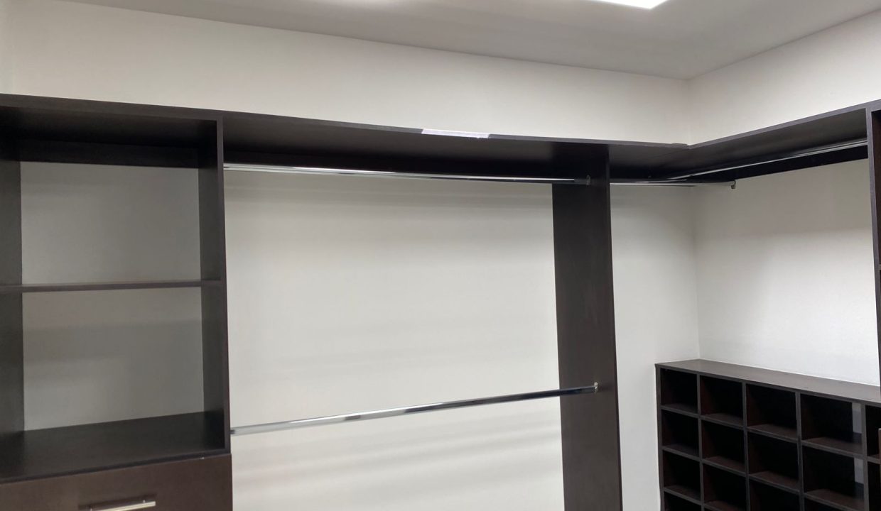 WhatsApp Image 2025-10-30 at 2.41.26 PM (5)