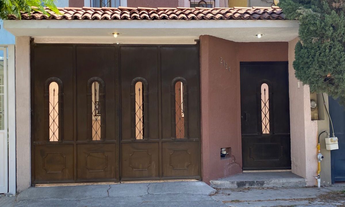 WhatsApp Image 2025-10-30 at 2.48.02 PM (2)