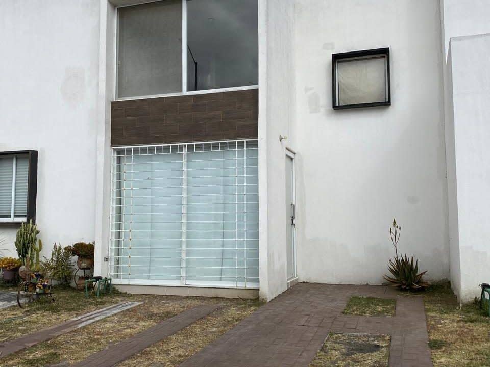 WhatsApp Image 2025-11-28 at 4.58.44 PM (2)