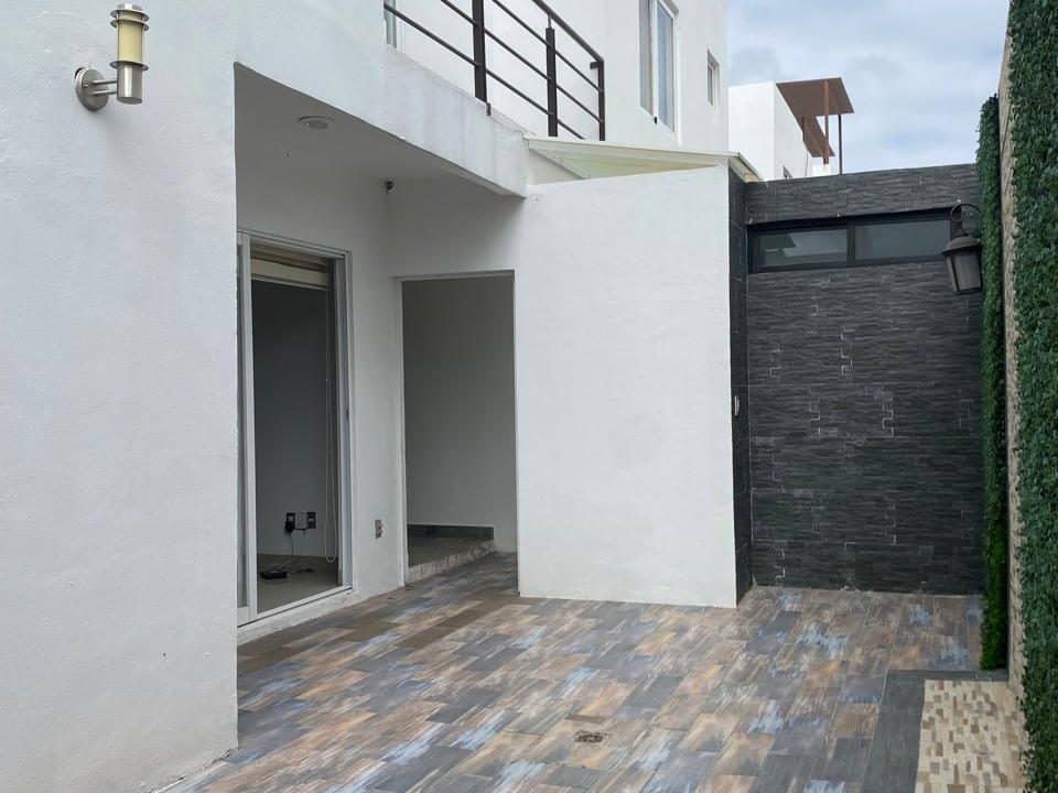 WhatsApp Image 2025-11-28 at 5.05.14 PM (12)