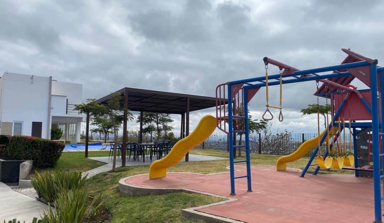 WhatsApp Image 2025-11-28 at 5.05.14 PM (15)