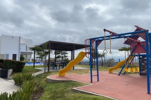 WhatsApp Image 2025-11-28 at 5.05.14 PM (15)