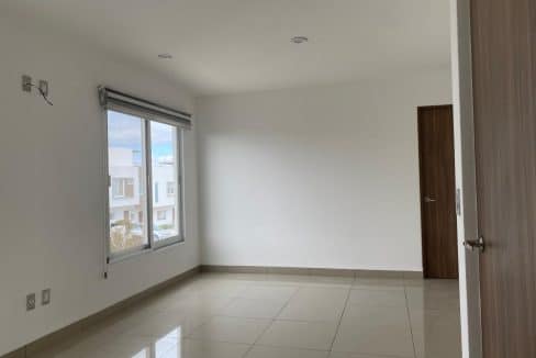 WhatsApp Image 2025-11-28 at 5.05.14 PM (8)