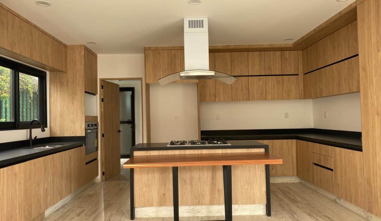 WhatsApp Image 2025-11-28 at 5.13.25 PM (3)