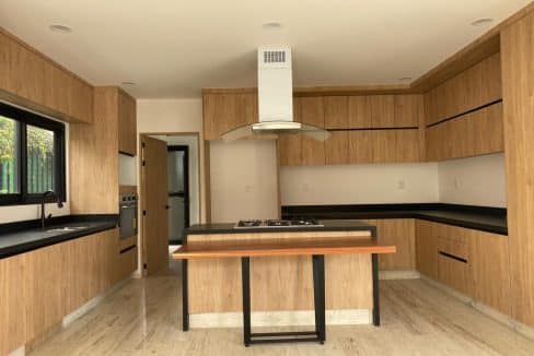 WhatsApp Image 2025-11-28 at 5.13.25 PM (3)