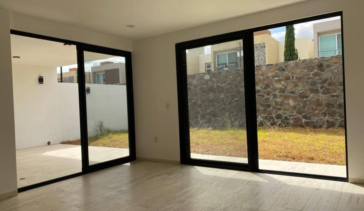 WhatsApp Image 2025-11-28 at 5.13.25 PM (4)