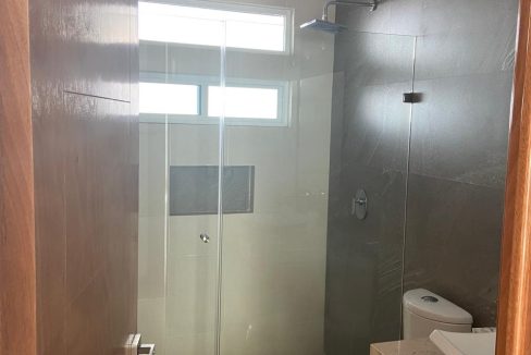 02 Medio baño Claustro de Santigao