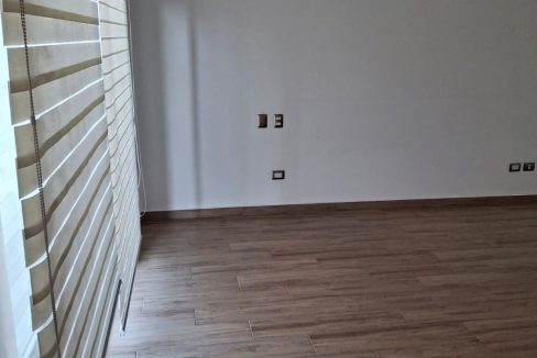 WhatsApp Image 2025-12-13 at 11.50.41 AM (9)