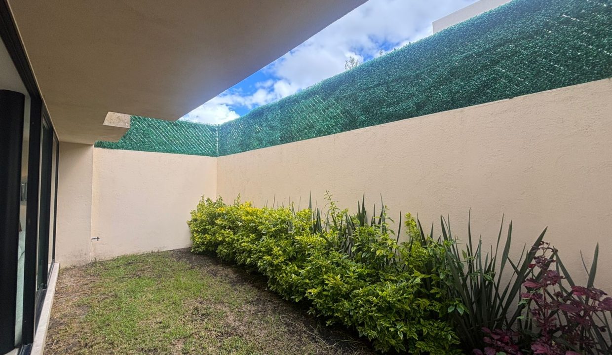 WhatsApp Image 2026-01-16 at 11.50.54 AM (1)