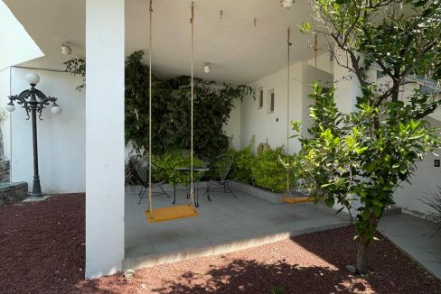 PHOTO-2026-04-17-21-10-57