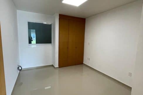 PHOTO-2026-04-17-22-18-28 16