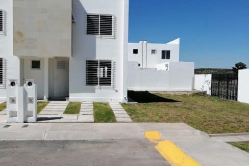 WhatsApp Image 2023-11-05 at 9.45.28 PM (1)